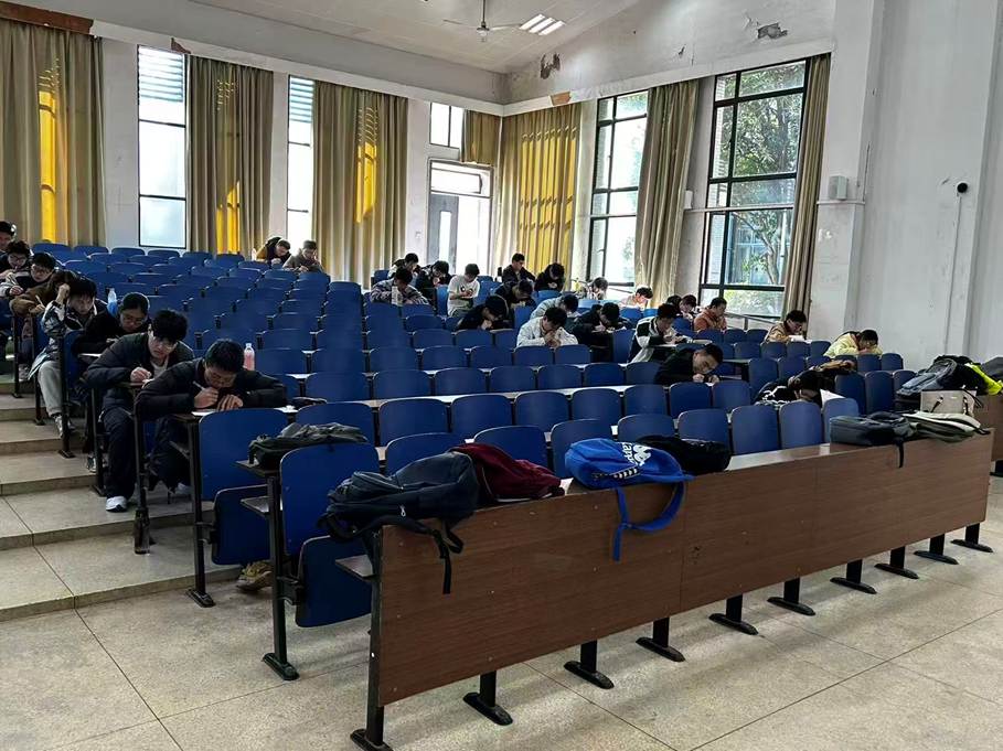 7a424a962470e0b35b1753d952fcc06c