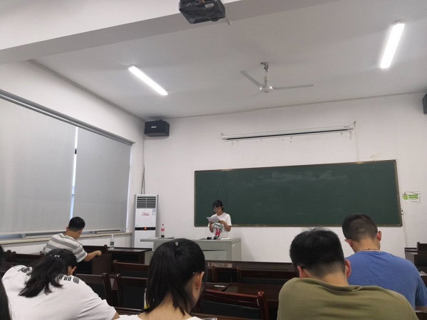 预备党员 后.jpg 预备党员 后.jpg